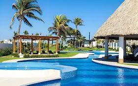Acapulco diamante, club de playa privado, canchas pádel para 8 huéspedes